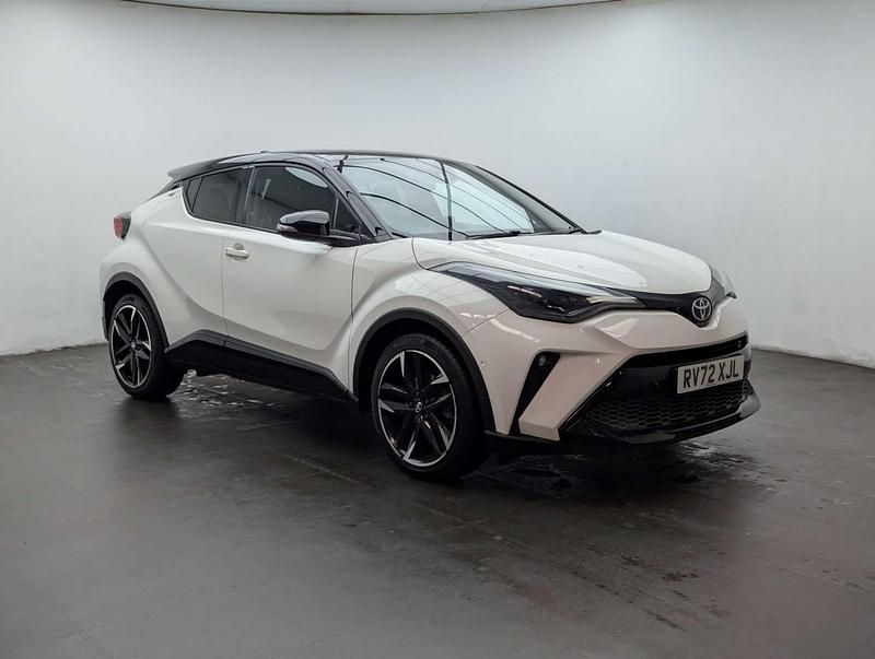 Used Toyota C-HR Sport 184 HP (135 kW) 2022 White and black SUV