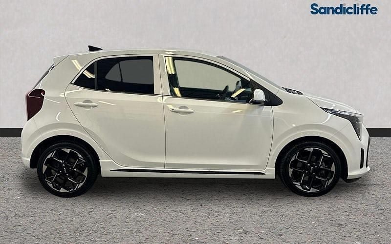 Used Kia Picanto GT-Line 63 HP (46 kW) 2024 White Hatchback