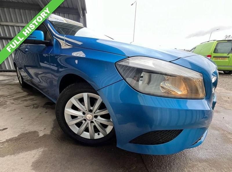 Used Mercedes A180 SE 109 HP (80 kW) 2015 Blue Hatchback