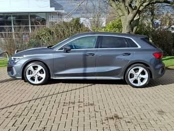 Begagnad Audi A3 S-Line 150 HK (110 kW) 2020 Grå Sedan