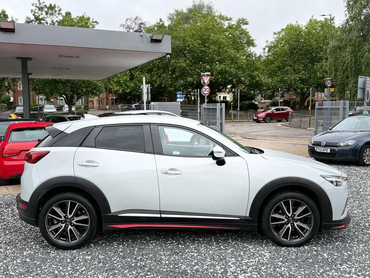 Used Mazda CX-3 Inclusive 105 HP (77 kW) 2015 Silver SUV
