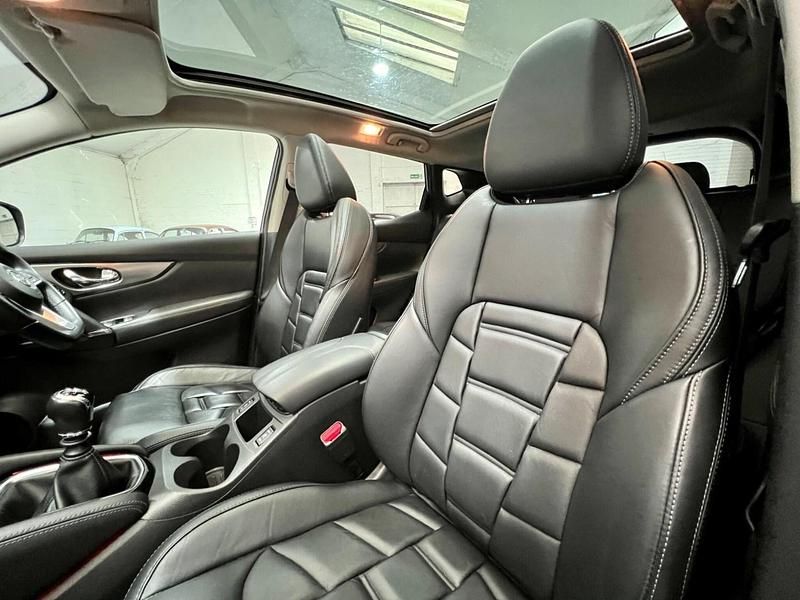 Used Nissan Qashqai N-Motion 2021 Grey SUV