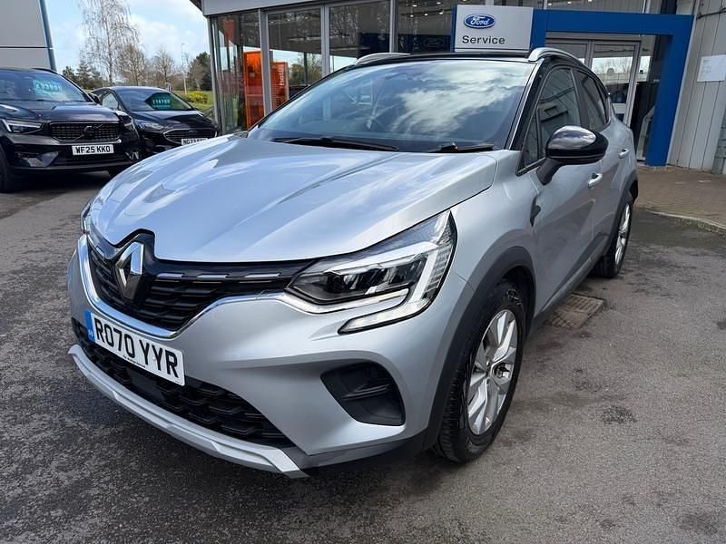 Used Renault Captur Iconic 101 HP (74 kW) 2020 SUV