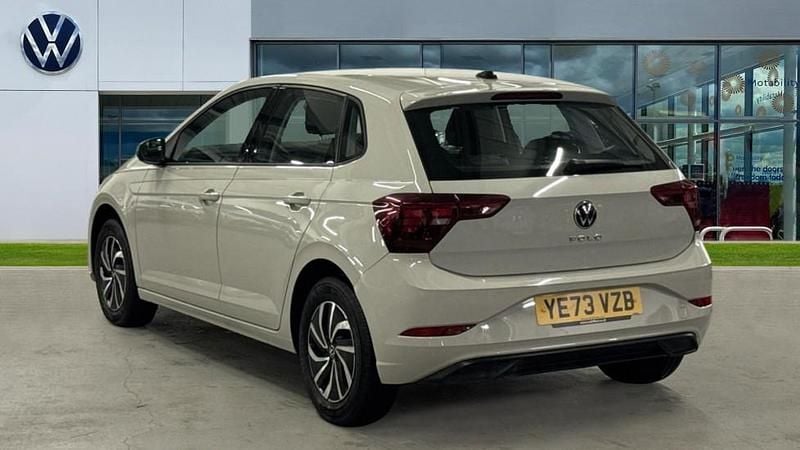 Used VW Polo Life 80 HP (58 kW) 2023 Grey Hatchback
