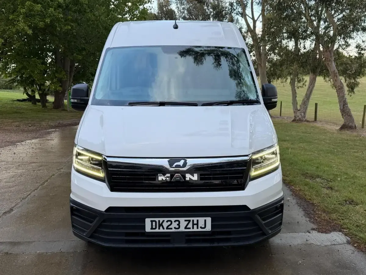 Used MAN TGE 138 HP (101 kW) 2023 White Van