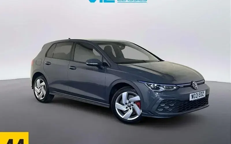 Used VW Golf VIII GTE 245 HP (180 kW) 2024 Hatchback