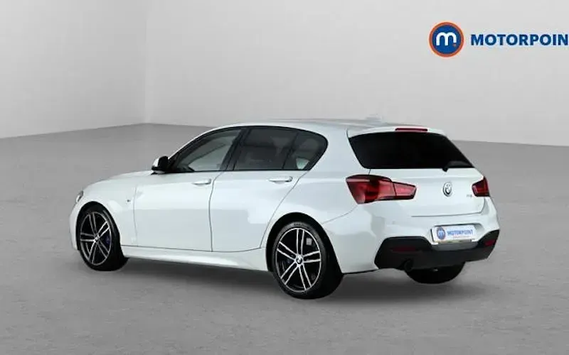 Used BMW 118 Efficient Dynamics 136 HP (100 kW) 2019 White Hatchback