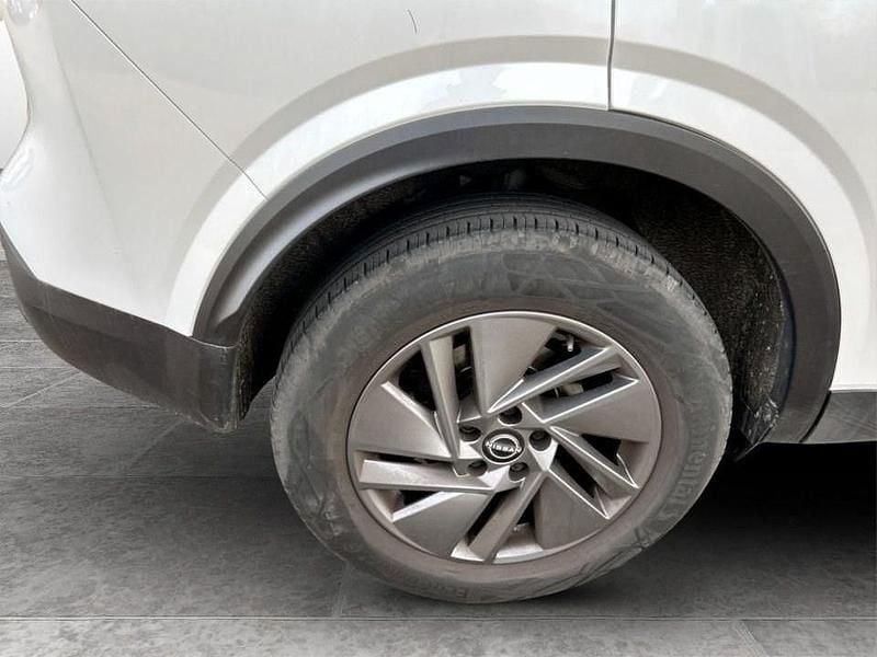 Used Nissan Qashqai Acenta Premium 2023 White SUV