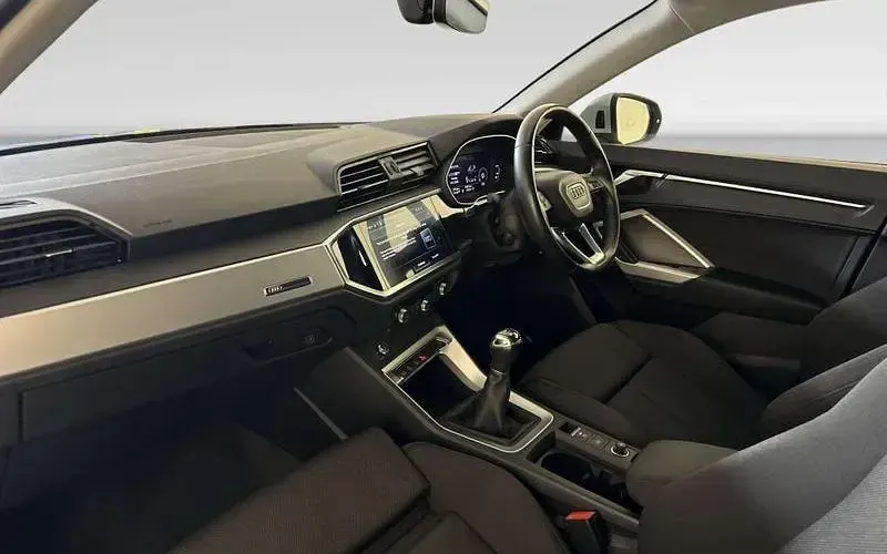Used Audi Q3 Sport 150 HP (110 kW) 2019 Silver SUV