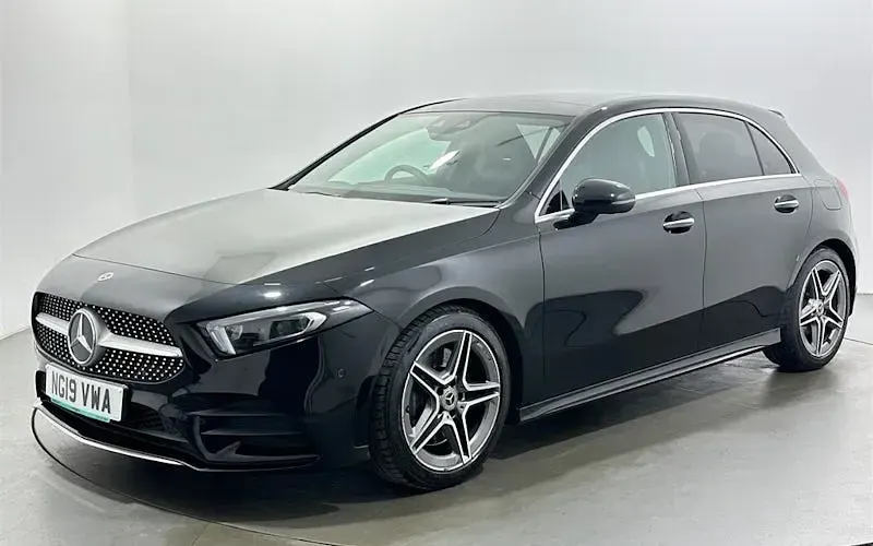 Used Mercedes A250 AMG Line Premium Plus 224 HP (164 kW) 2021 Hatchback