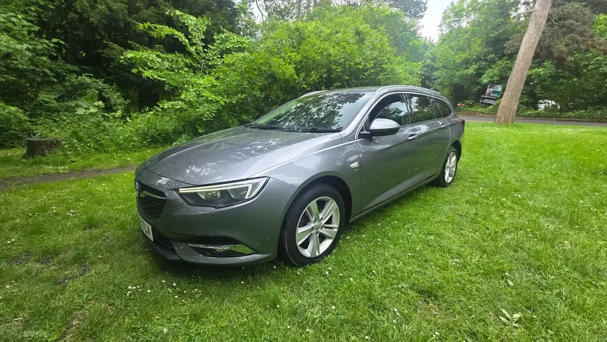 Used Vauxhall Insignia SRi 2018 Grey Estate
