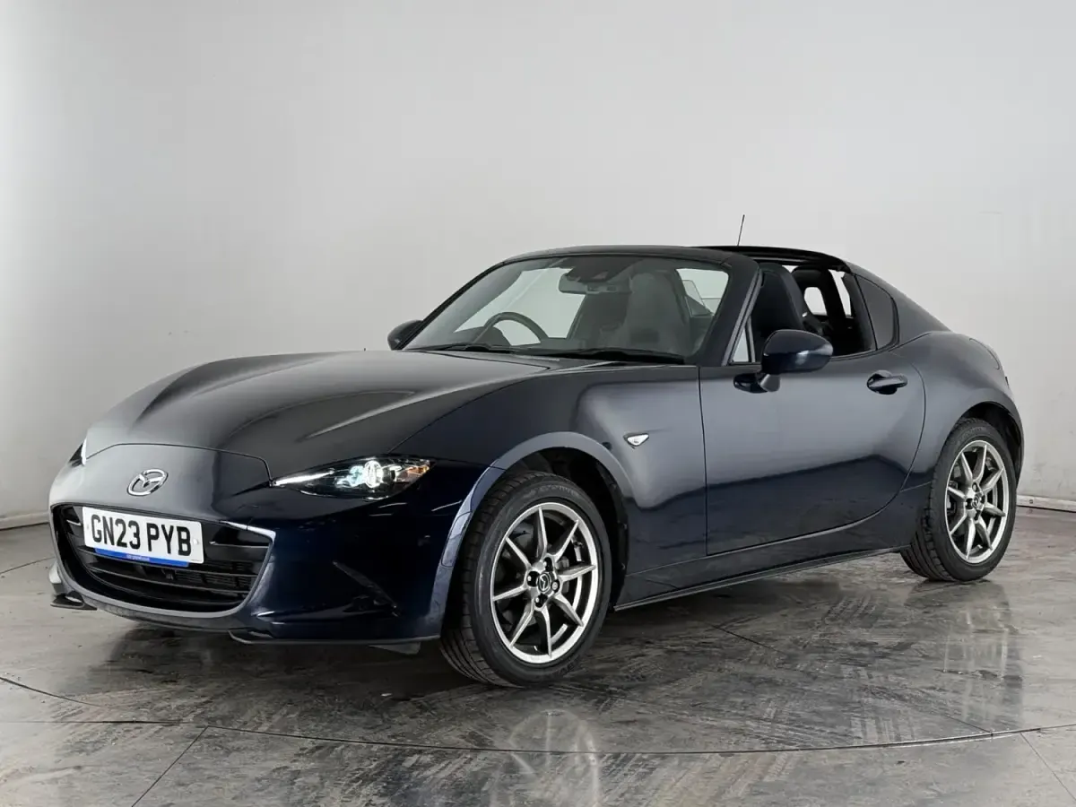 Używany Mazda MX5 Exclusive-Line 2023 Niebieski Kabriolet