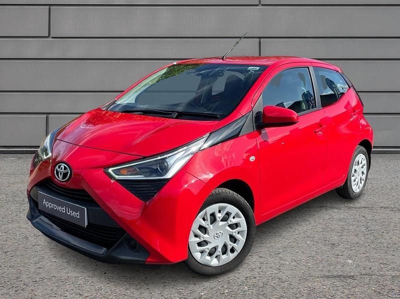 Red Used 2021 Toyota Aygo X-play Hatchback | £10,495 (Fair price) - Image 1/1