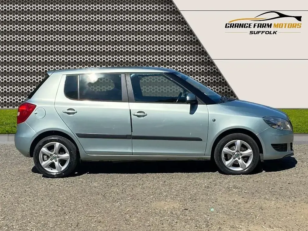 Used Skoda Fabia SE 2012 Green Hatchback
