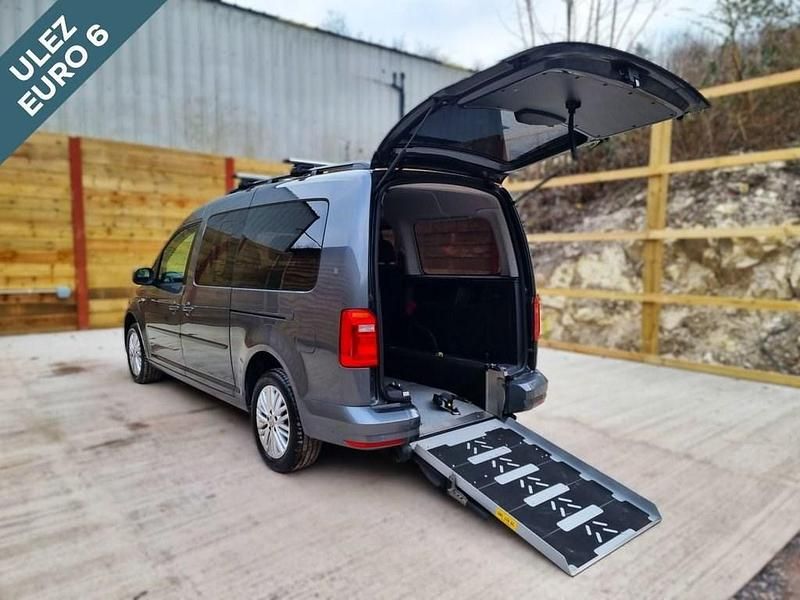 Grey Used 2018 VW Caddy Life MPV | £17,945 (Expensive) - Image 1/4