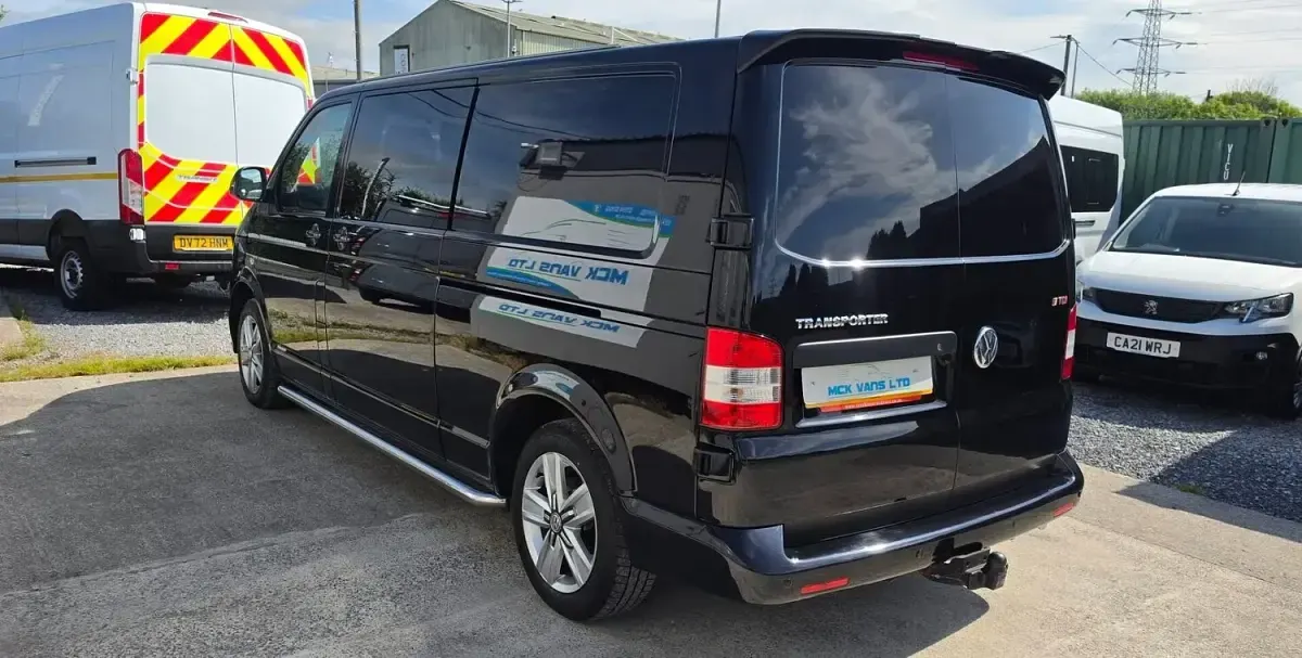 Used VW T5 140 HP (102 kW) 2010 Black Van