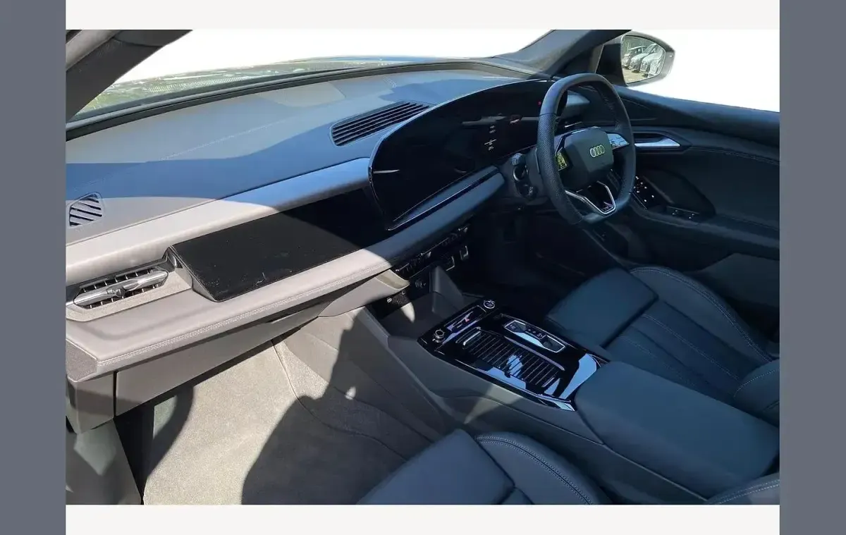 Used Audi Q6 e-tron S-Line 225 kW (306 HP) 2024 Grey SUV