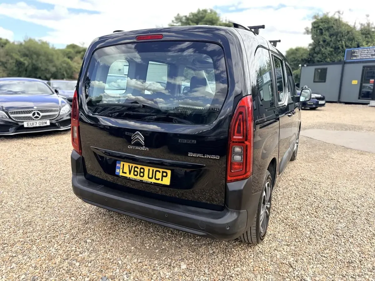 Used Citroën Berlingo Flair 130 HP (95 kW) 2018 Black MPV