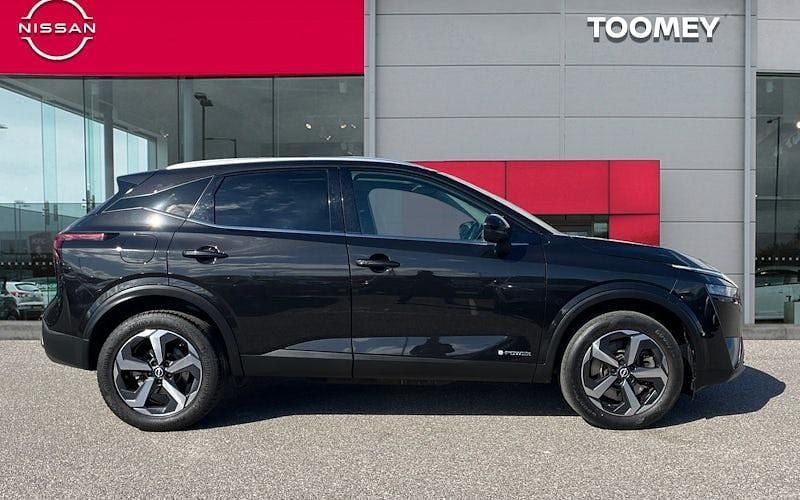 Used Nissan Qashqai N-Connecta 190 HP (139 kW) 2023 Black SUV