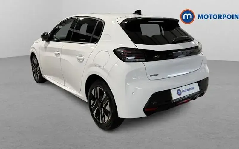 Usado Peugeot 208 Allure 101 HP (74 kW) 2025 Branco Citadino