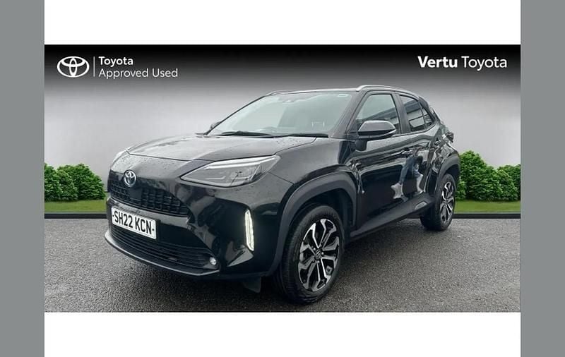 Used Toyota Yaris Cross Design 113 HP (83 kW) 2022 Black SUV