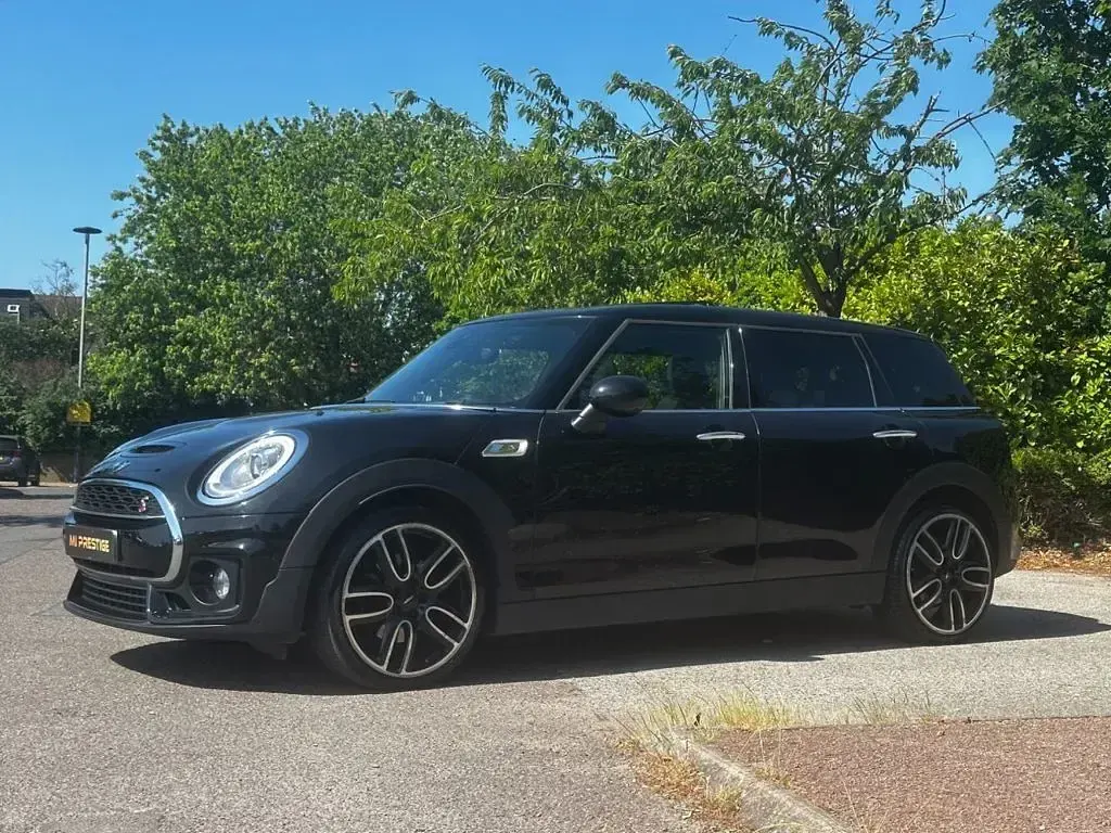 Used Mini Cooper Clubman 192 HP (141 kW) 2017 Midnight black Estate
