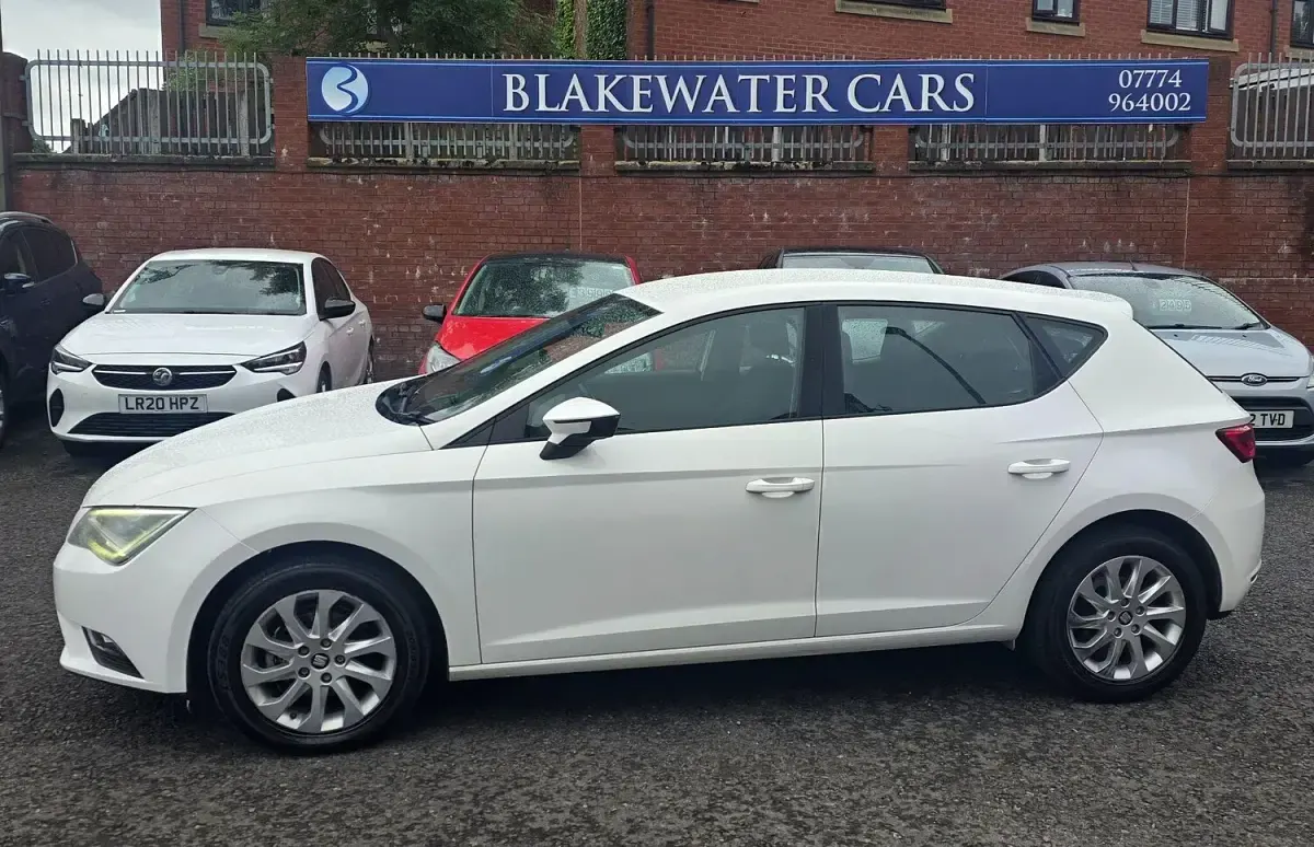 Used Seat Leon SE 2014 White Hatchback