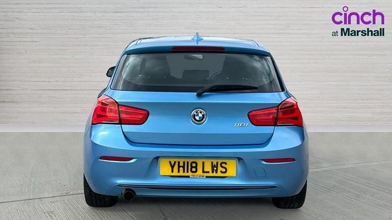 Used BMW 118 Sport Line 136 HP (100 kW) 2018 Blue Hatchback