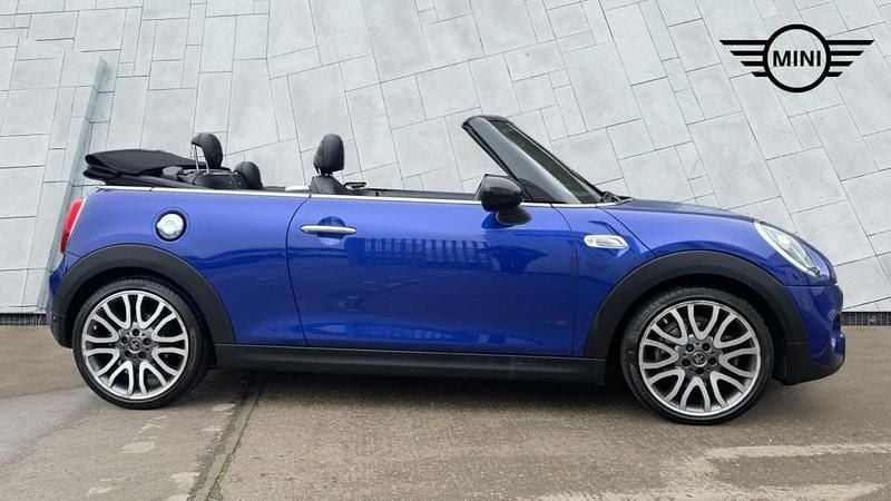 Used Mini Cooper S 189 HP (139 kW) 2018 Blue Hatchback