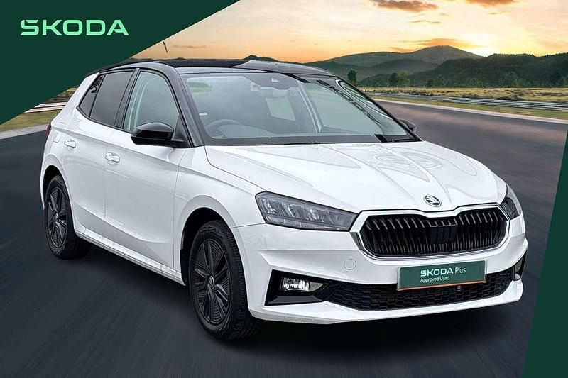 White Used 2025 Skoda Fabia Design Edition Hatchback | £18,390 (A bit pricey) - Image 1/4