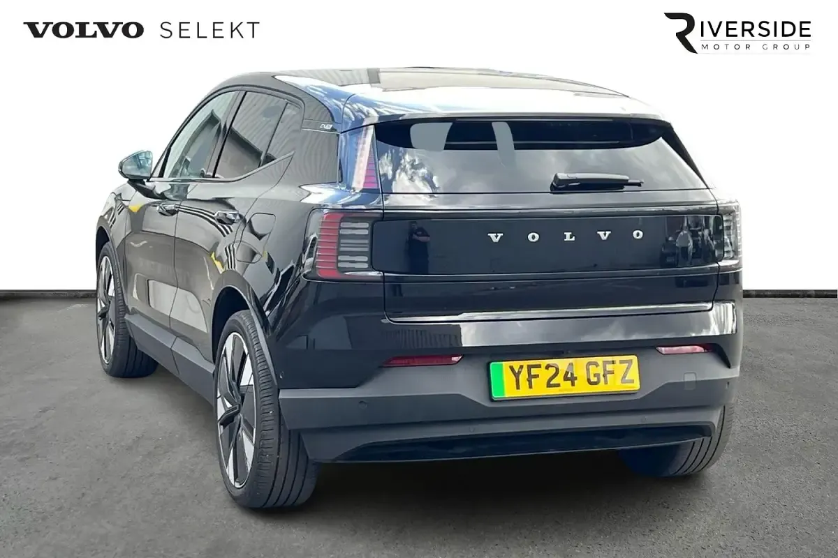 Usado Volvo EX30 Performance 314 kW (428 CV) 2024 Negro SUV