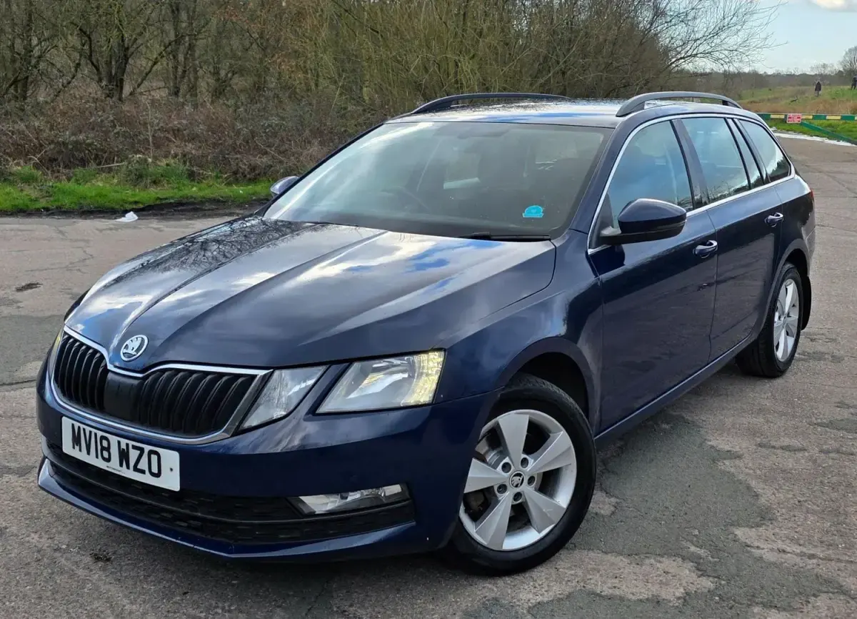 Begagnad Skoda Octavia SE Technology 2018 Blå Kombi