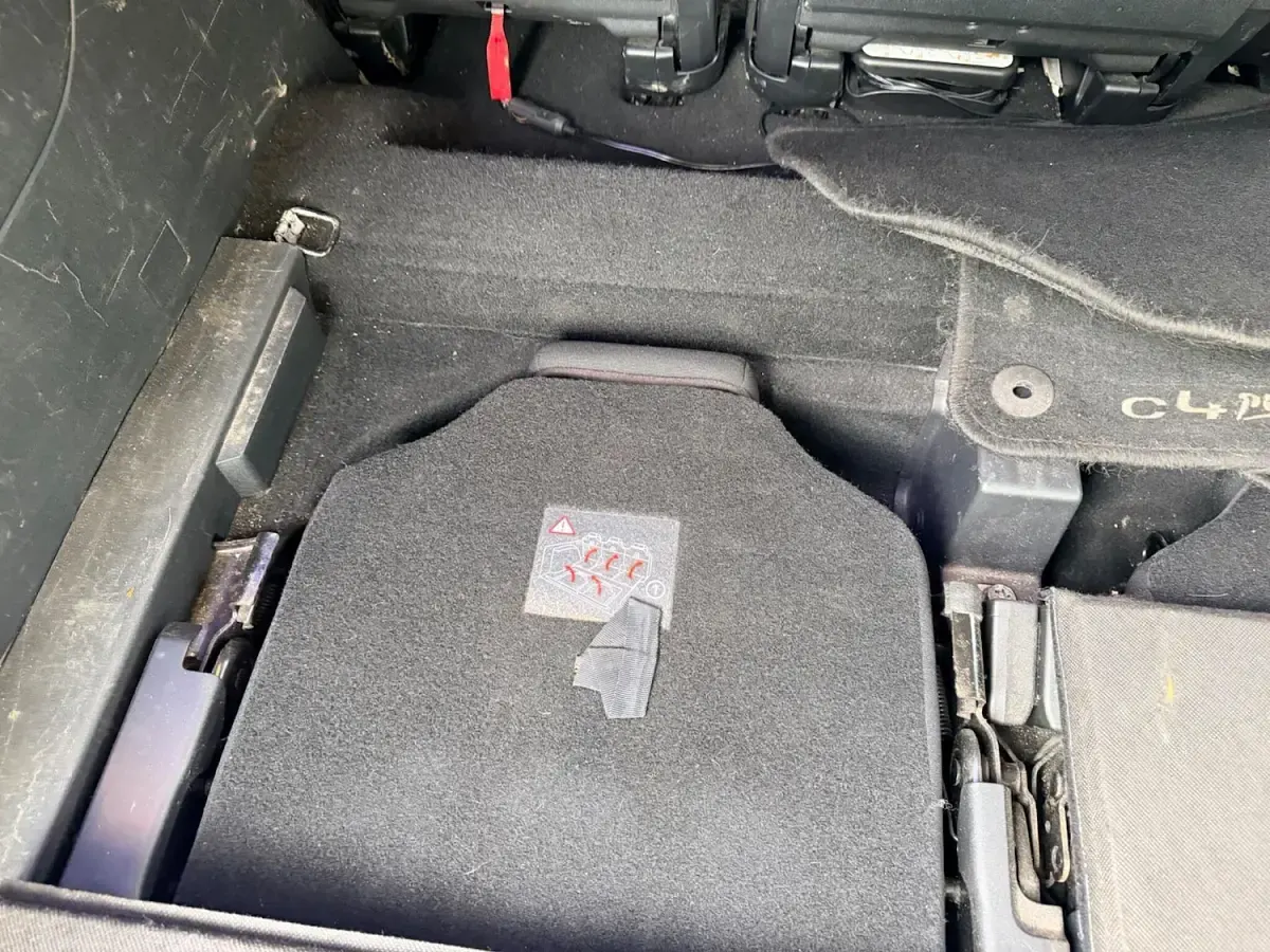 Used Citroën Grand C4 Picasso VTR Sport 2011 Silver MPV