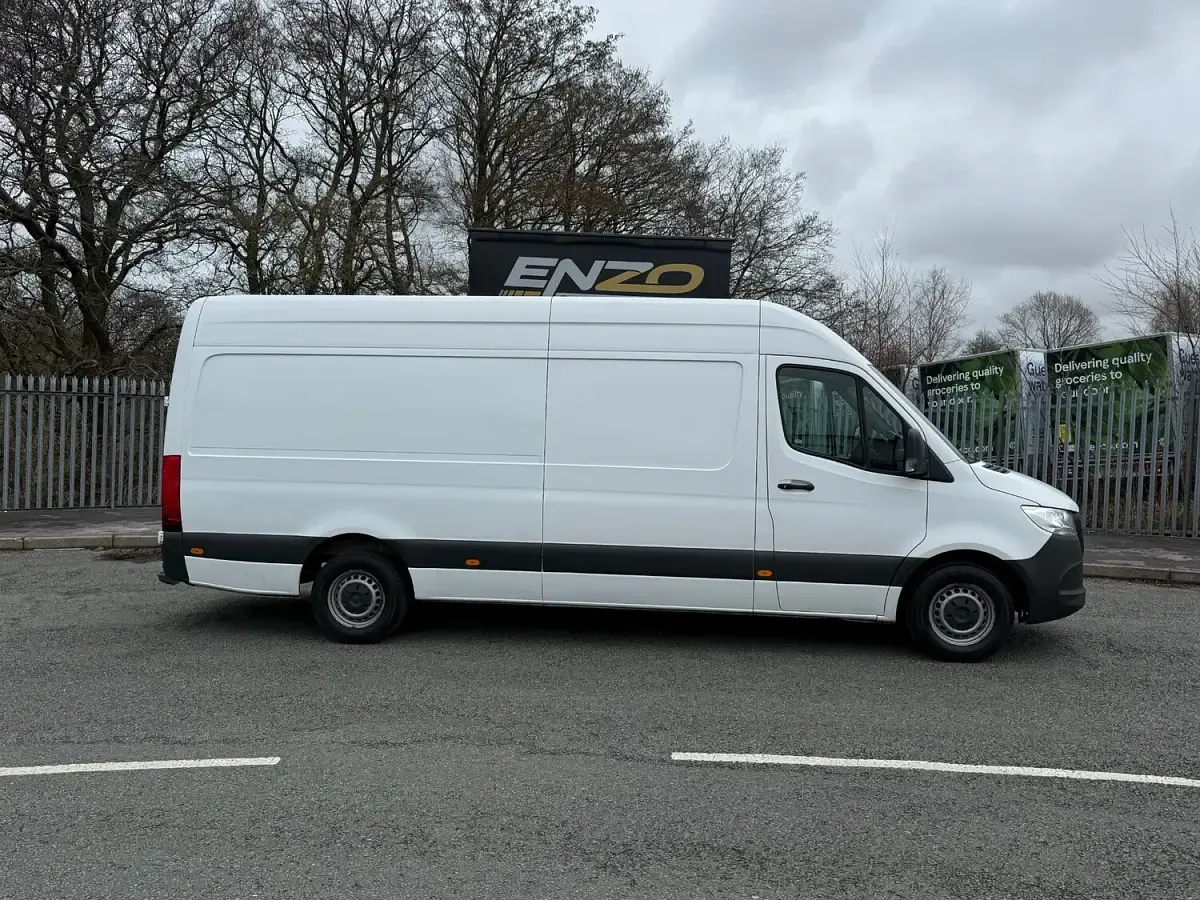 Used Mercedes Sprinter Progressive 2021 White Van