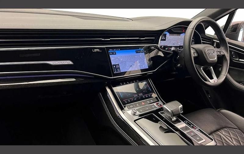 Used Audi SQ7 Comfort 507 HP (372 kW) 2023 Grey SUV