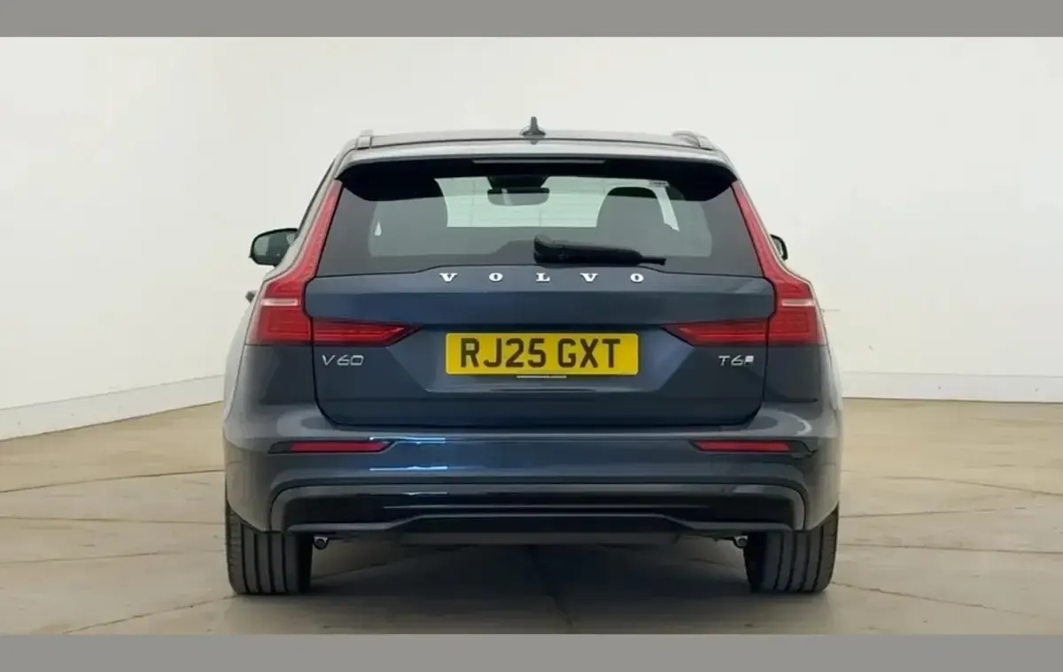 Used Volvo V60 Plus 345 HP (253 kW) 2025 Denim blue Estate