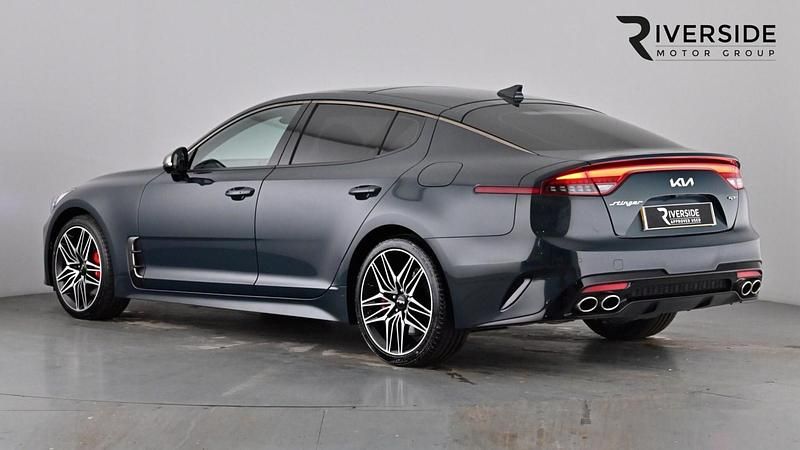 Used Kia Stinger GT 361 HP (265 kW) 2022 Ascot green Hatchback