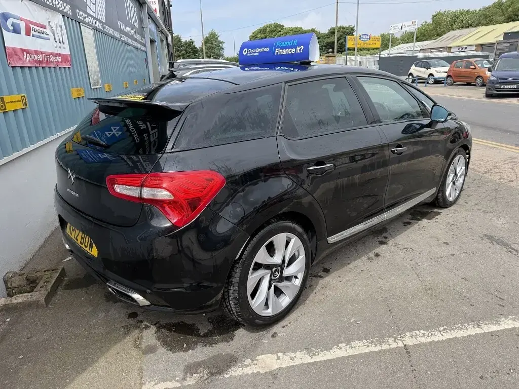 Used Citroën DS5 2012 Black Hatchback