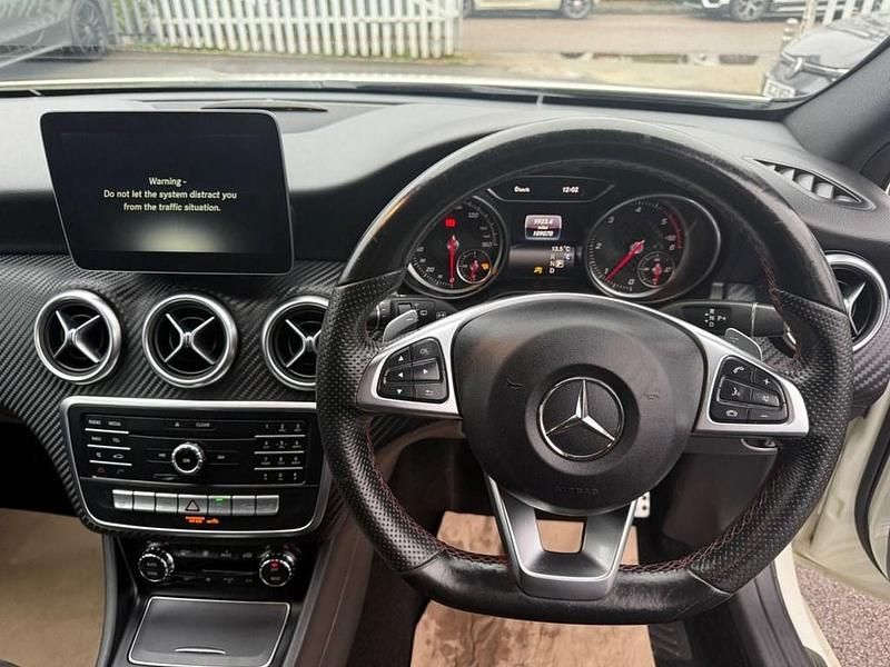 Used Mercedes A200 Executive 136 HP (100 kW) 2016 White Hatchback
