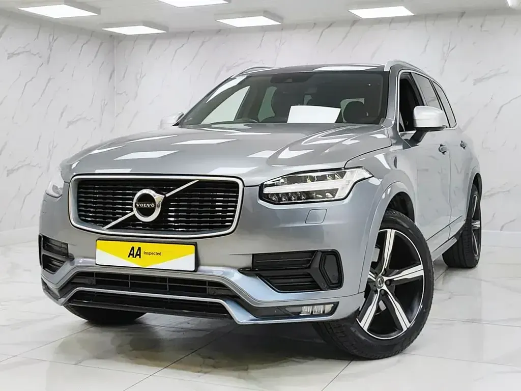 Usado Volvo XC90 R-Design 235 HP (172 kW) 2019 Cinzento SUV