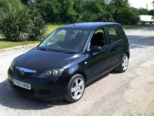 Used Mazda 2 80 HP (58 kW) 2007 Black Hatchback