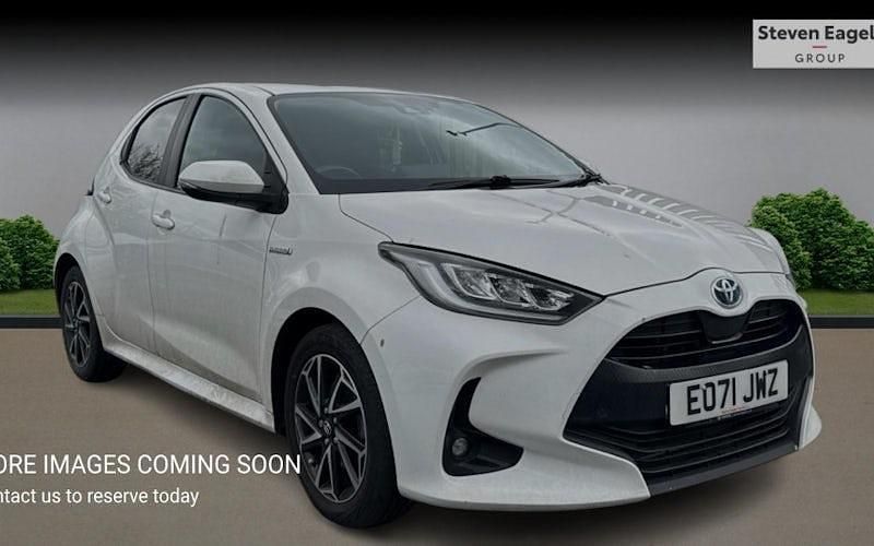 Used Toyota Yaris Hybrid Design 116 HP (85 kW) 2026 Hatchback