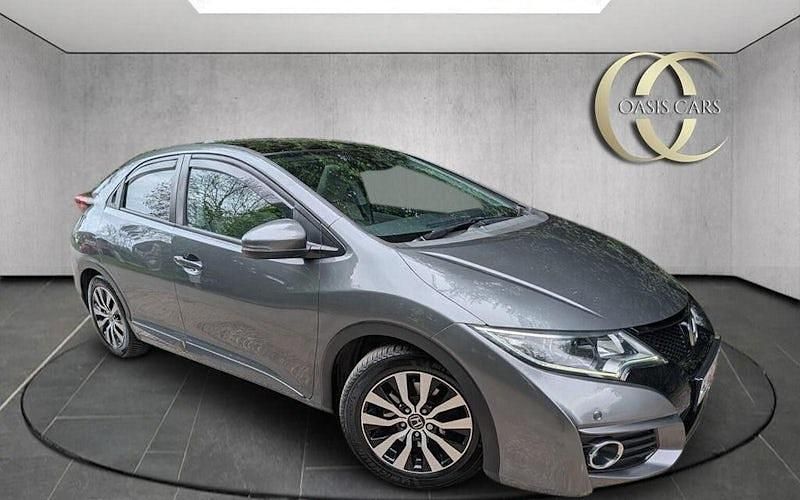 Begagnad Honda Civic SR 120 HK (88 kW) 2016 Silver Halvkombi