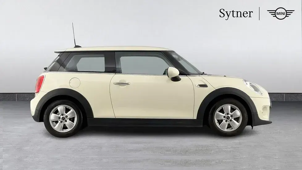 Used Mini ONE Hatch 101 HP (74 kW) 2016 White Hatchback