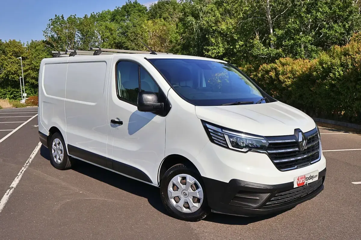 Used Renault Trafic Business 2023 White