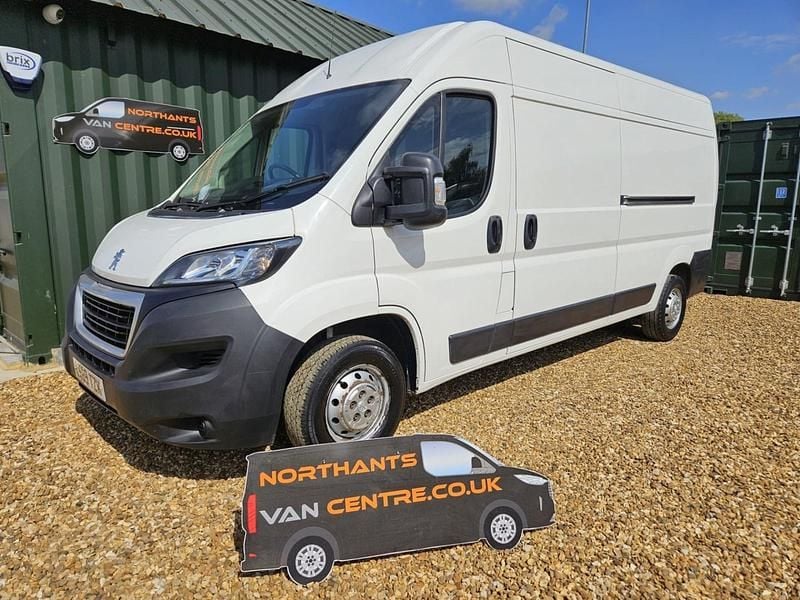 White Used 2019 Peugeot Boxer Van | £9,000 (Super price) - Image 1/4