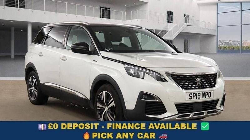 White Used 2019 Peugeot 5008 GT-line MPV | £12,799 (Fair price) - Image 1/4