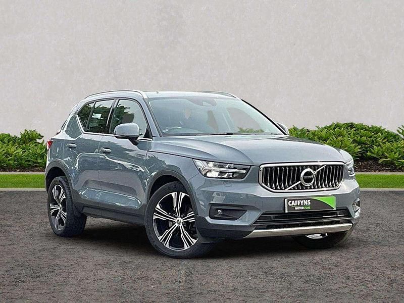 Grey Used 2020 Volvo XC40 Inscription SUV | £21,795 (Good price) - Image 1/4