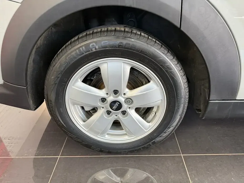 Usado Mini Cooper Classic 2022 Gris Utilitario