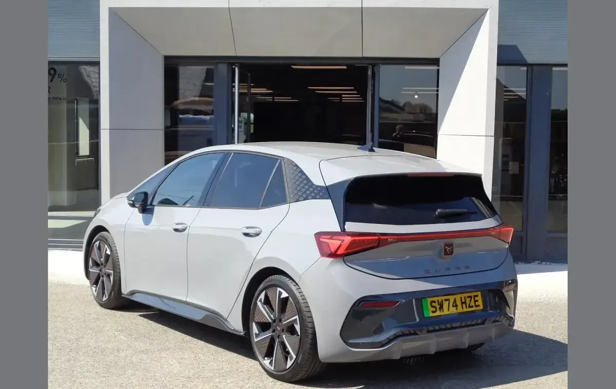 Used Cupra Born e-Boost 169 kW (231 HP) 2025 Grey Hatchback